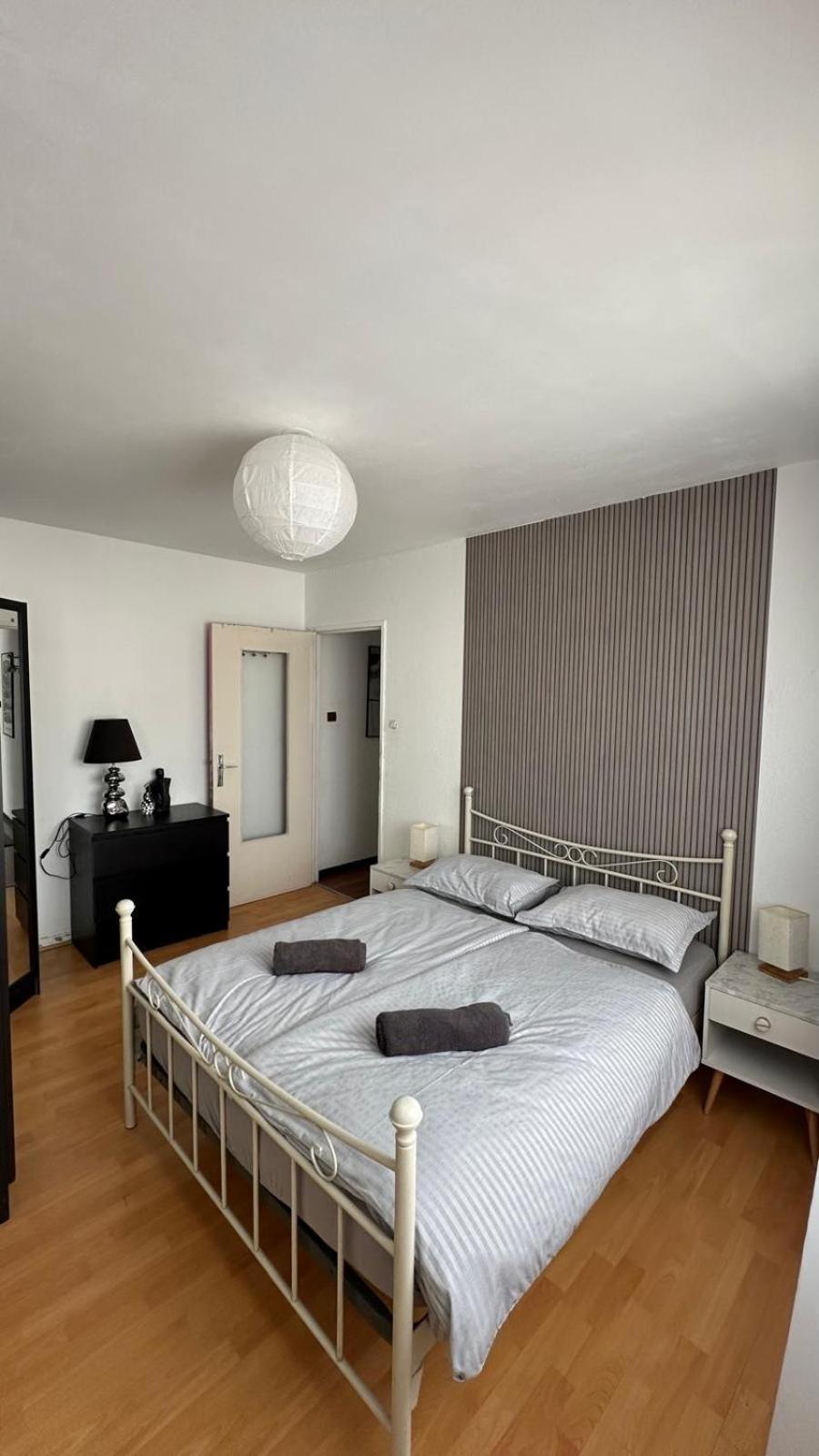 Apparemment Spacieux Et Lumineux Pour 6 Voyageurs Strasbourg Extérieur photo